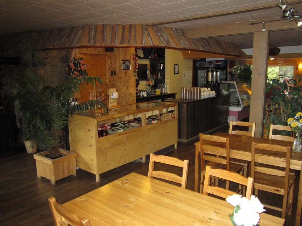 Spirit Lake Lodge Carcross Buitenkant foto